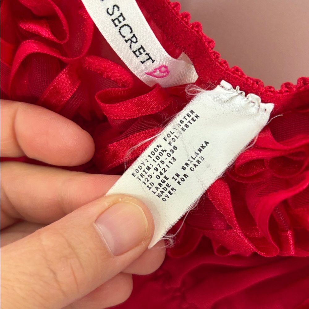 Vintage Victoria’s Secret Red Nighty with Ribbon Detailing - Sizes L - Picture 7 of 10